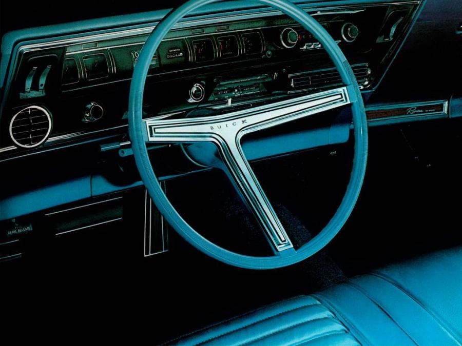  Buick Riviera 1966 года  (фото 2 из 8)